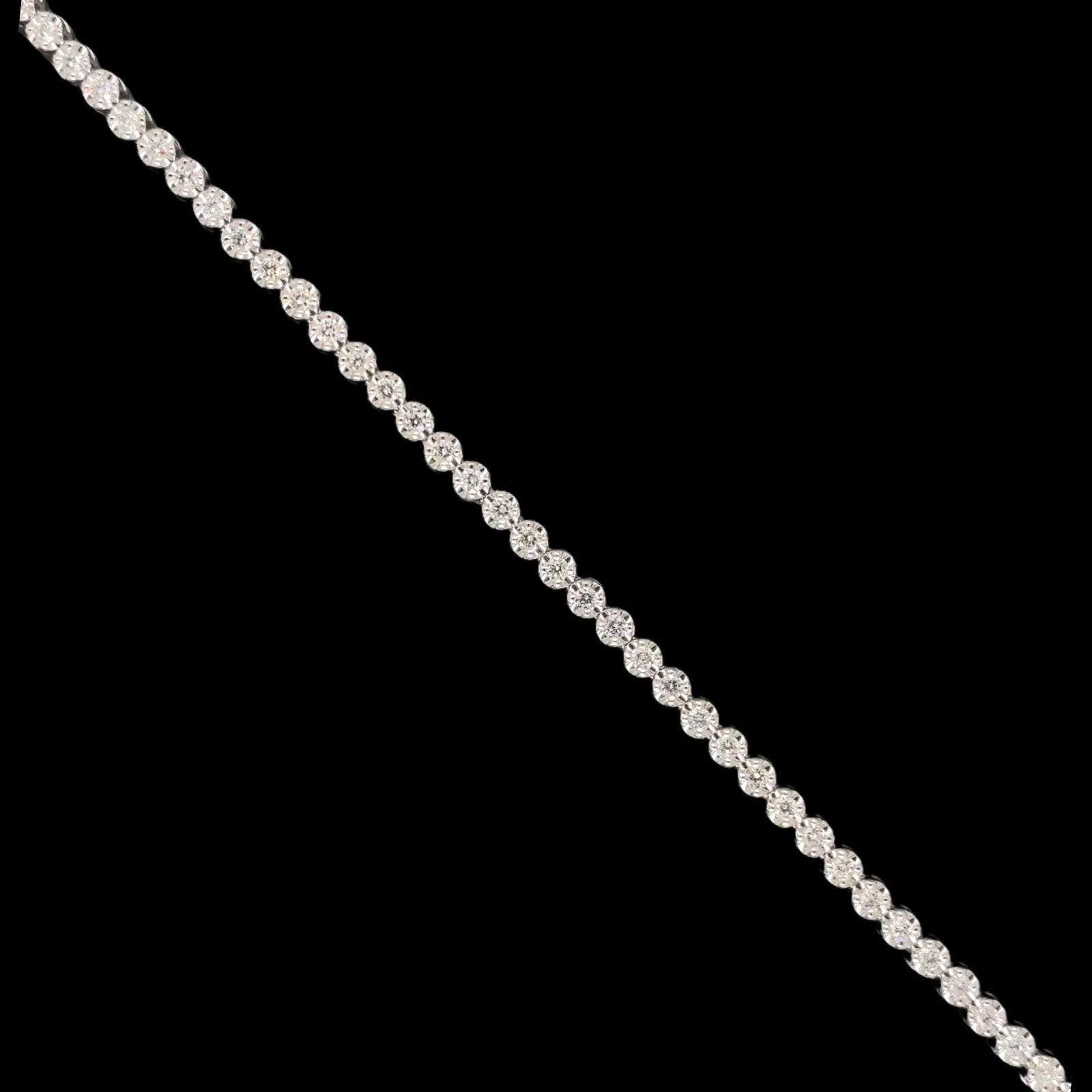 2.5cttw DEF, IF-VVS Eternity Unisex Tenni Diamond Bracelet 14kt