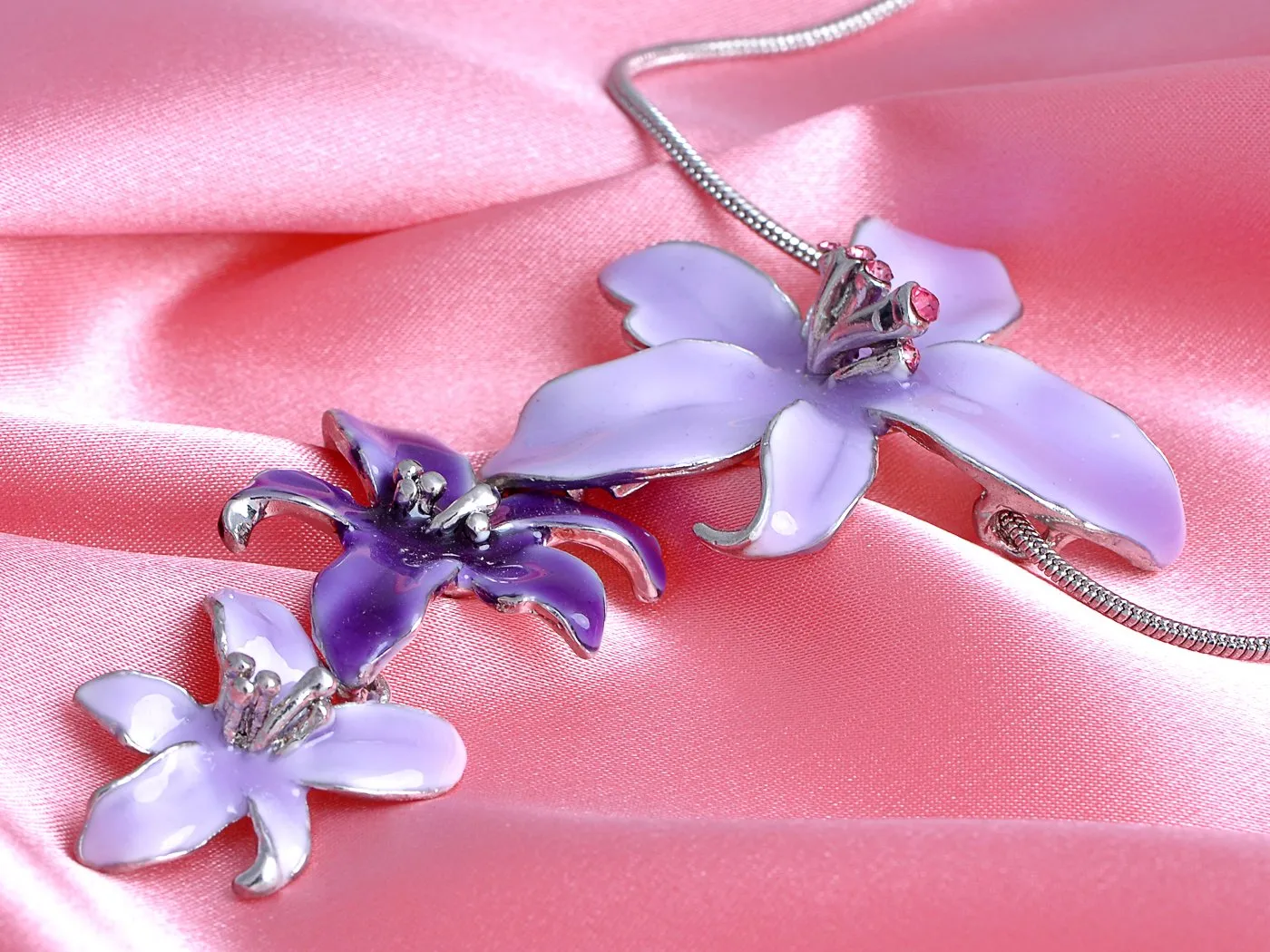 Alilang Silvery Tone Pink Rhinestones Purple Hawaiian Flower Necklace Earrings Set