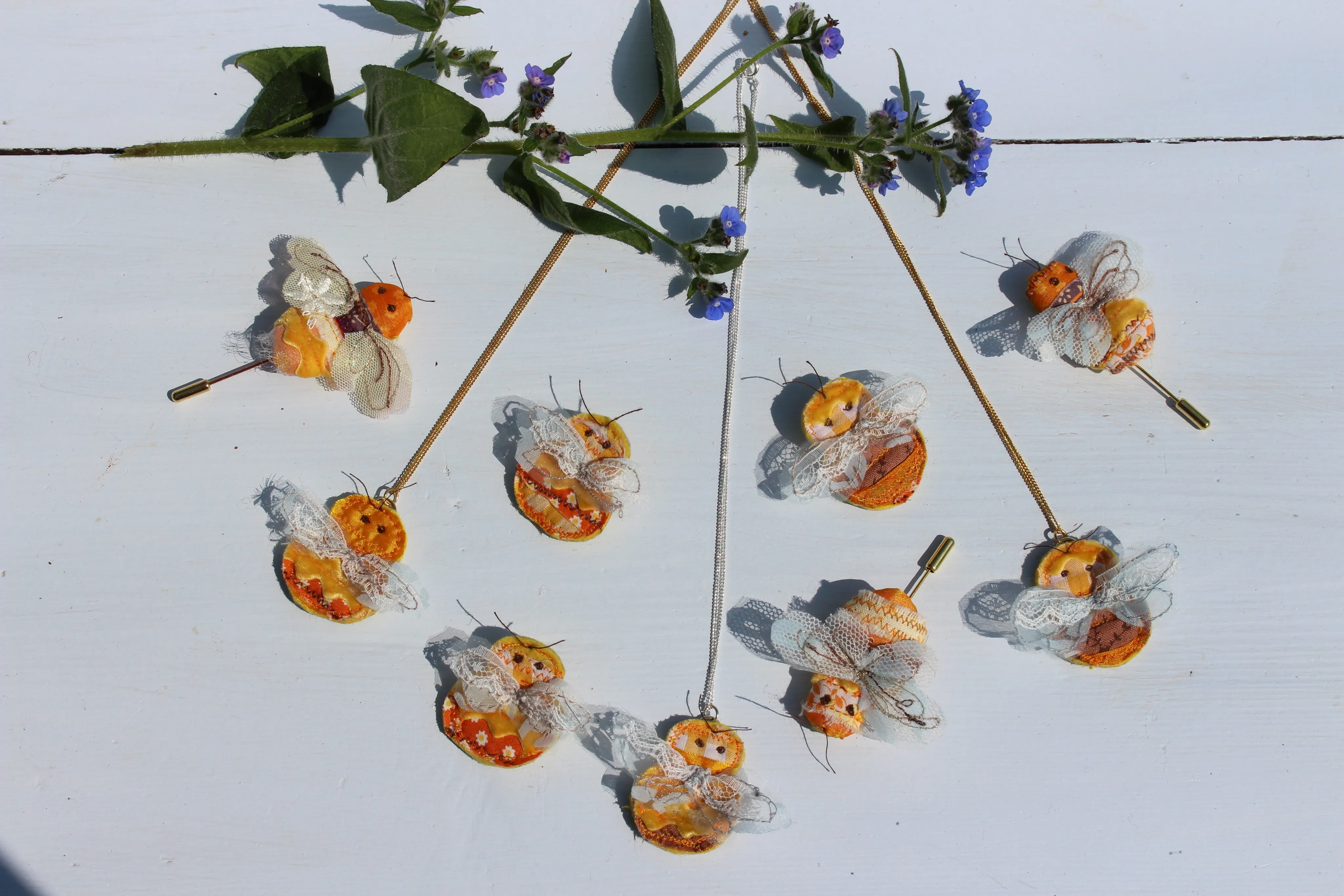 Bee Necklace - Silver plated chain