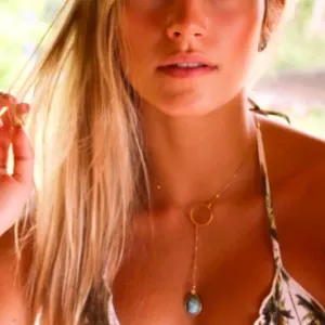 Bela Lariat Necklace