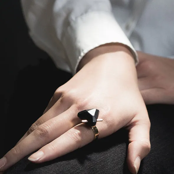 Black Gold Trilateral Ring