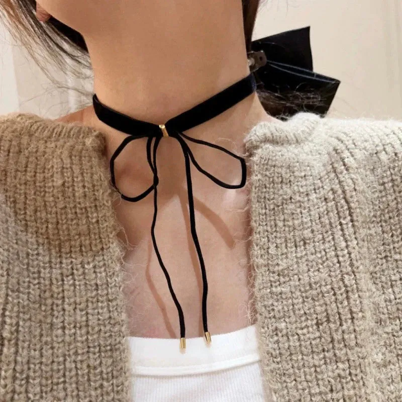 Black Goth Y2K Charm Grunge Heart Pendant Choker