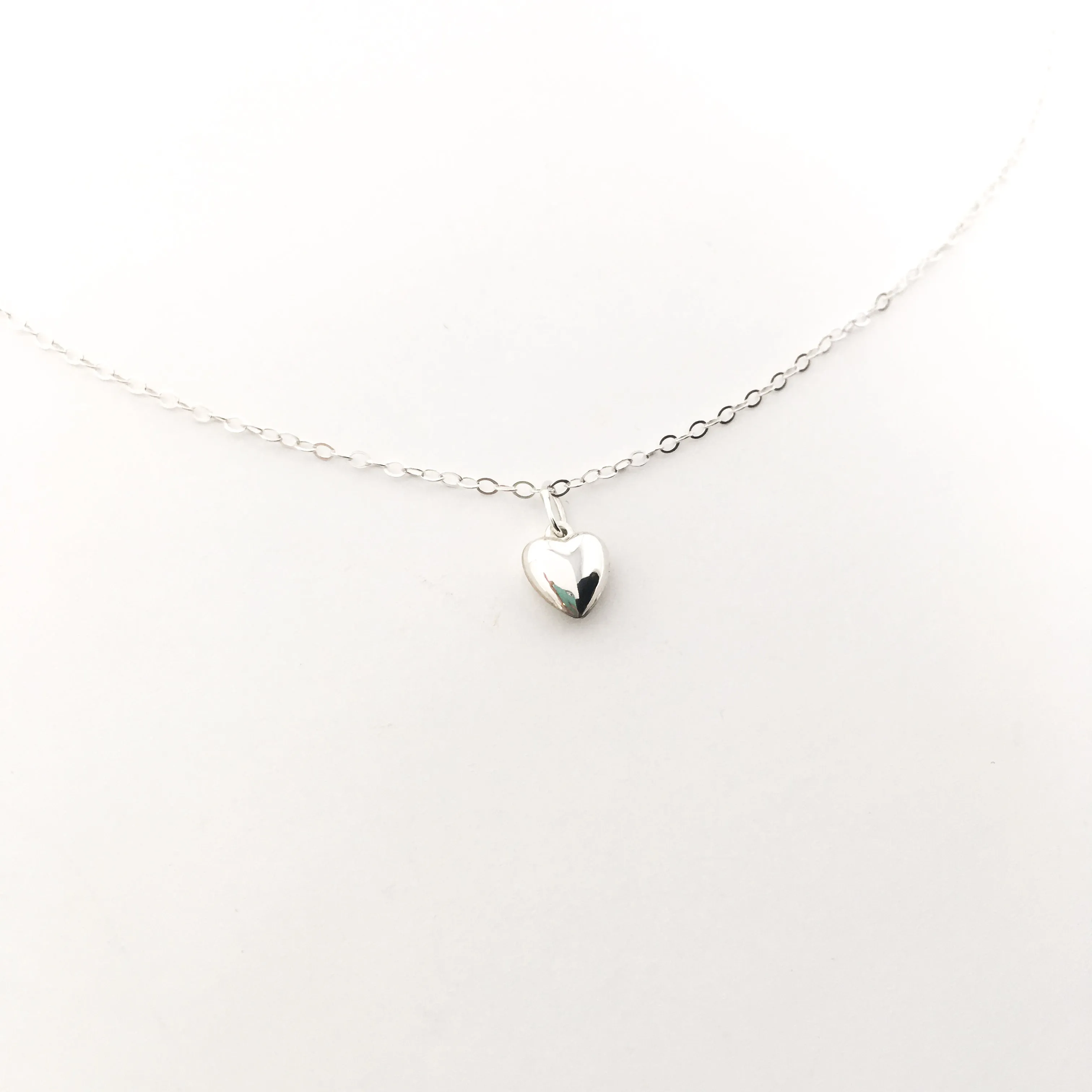 Brielle Dainty Heart Necklace