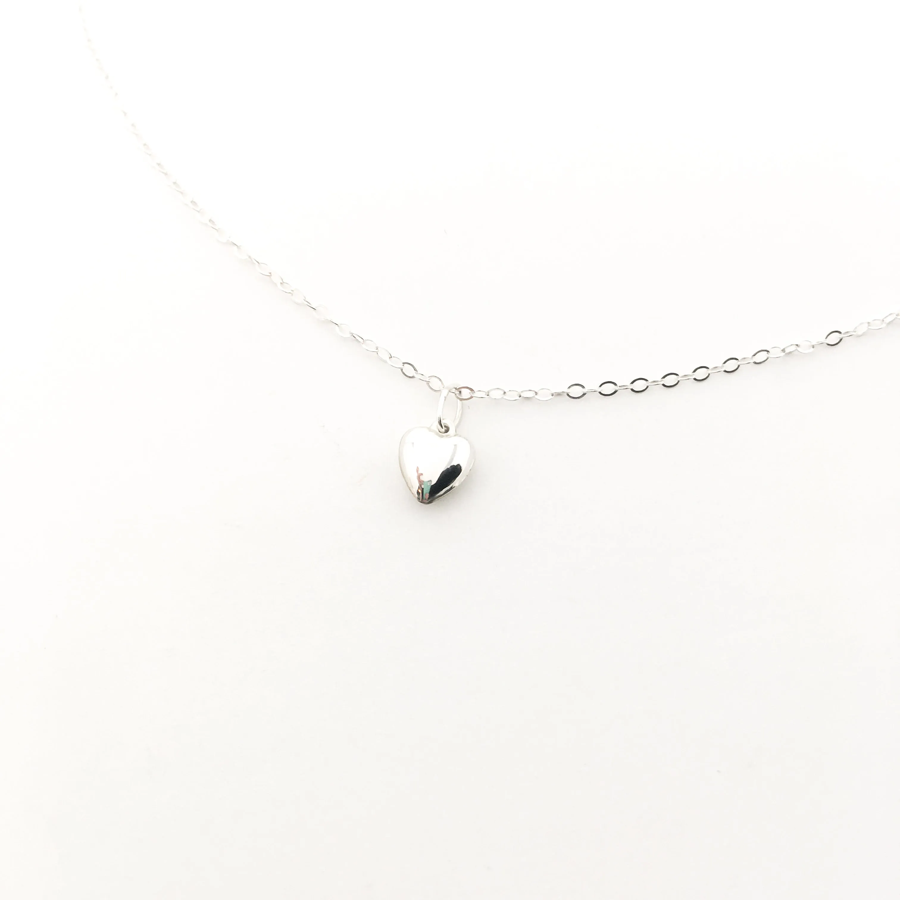 Brielle Dainty Heart Necklace