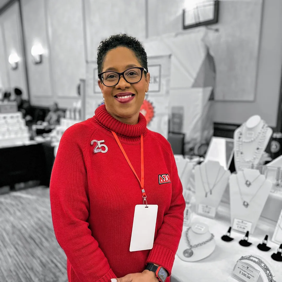 Delta Sigma Theta 25th ΔΣΘ Silver Anniversary Pin
