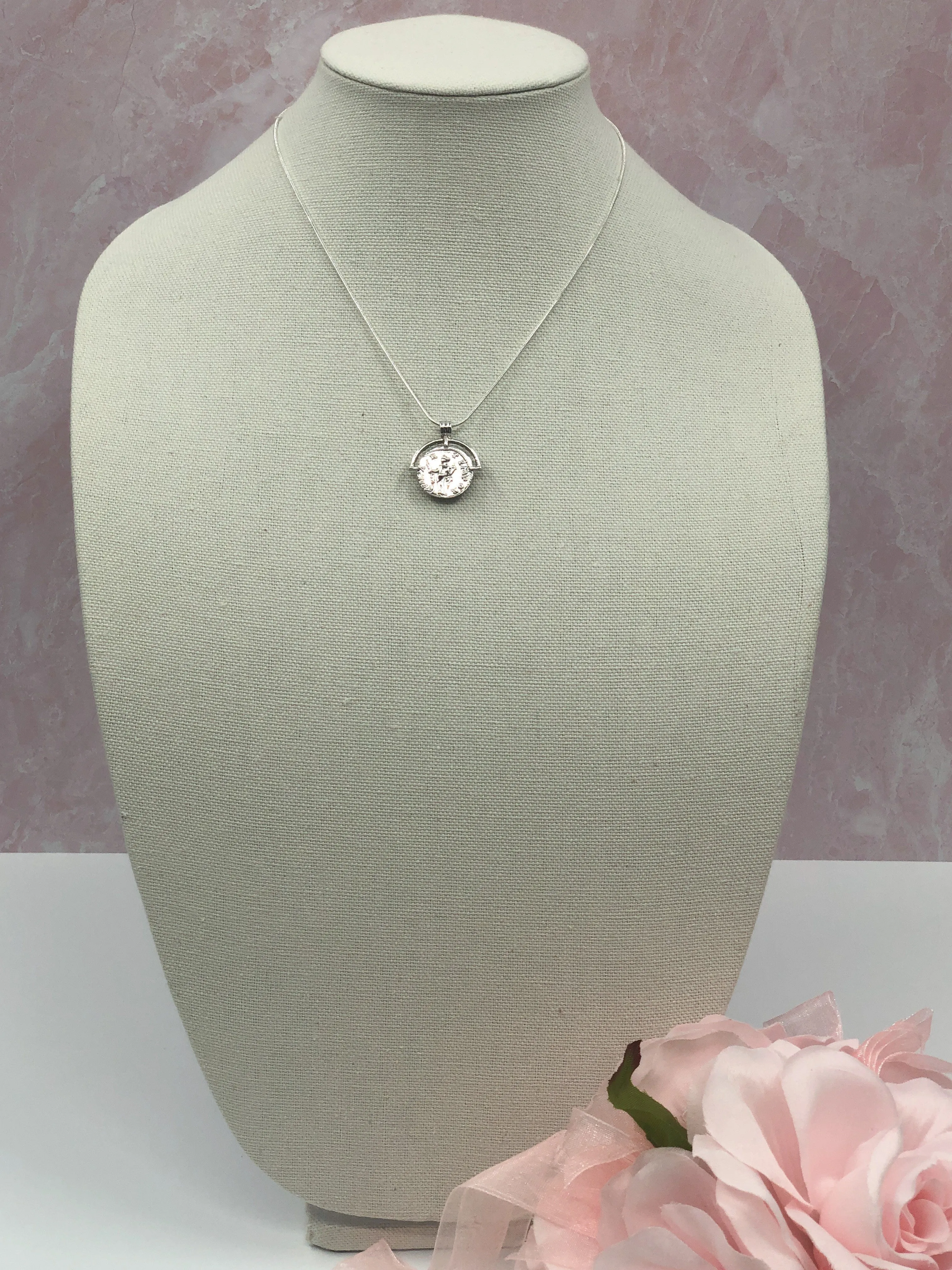 GABRIEL GODDESS NECKLACE BY MODERN VINTAGE CREATIONS