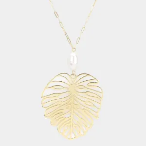 iLLASPARKZ Freshwater Pearl Metal Tropical Leaf Pendant Long Necklace
