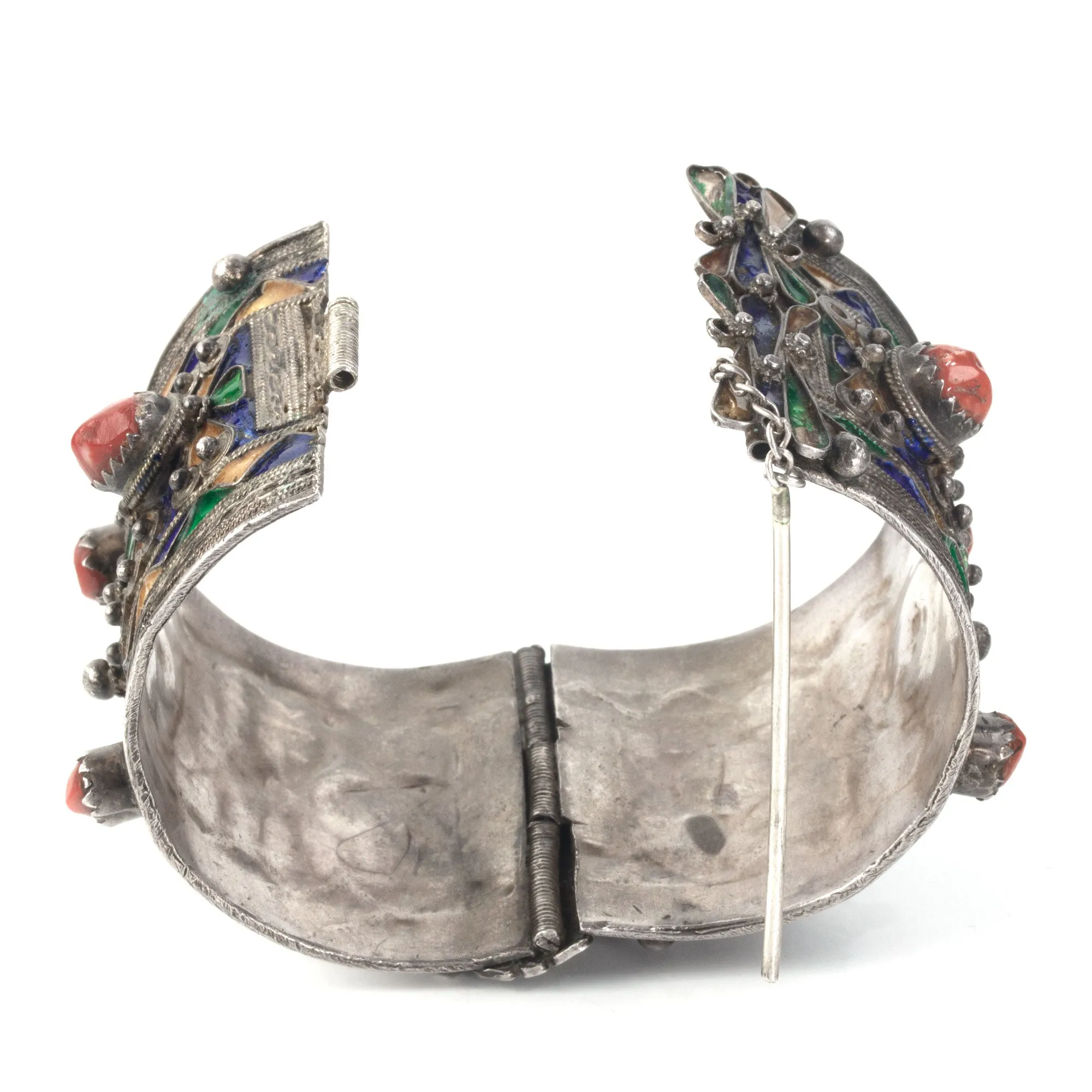 Kabyle tribe Bracelet, Old Berber silver, coral, enamel, from Algeria. j-bret107rl