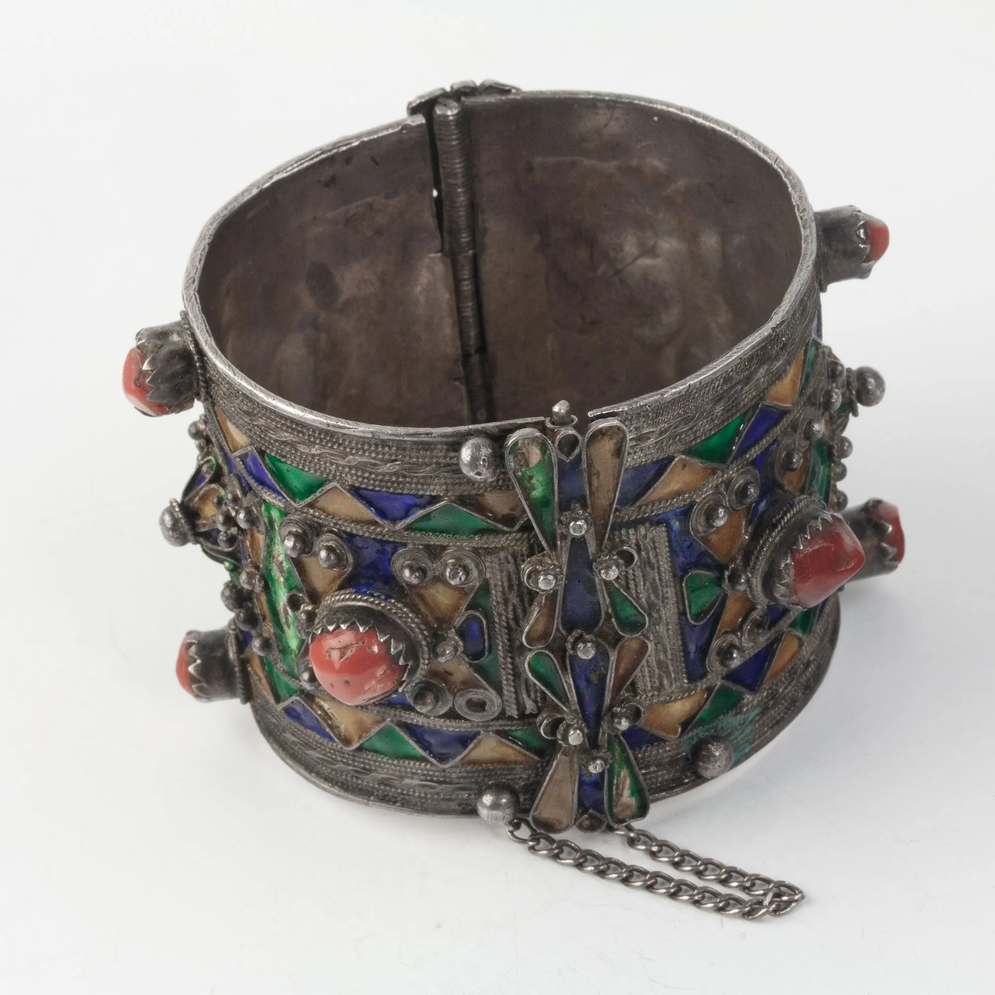 Kabyle tribe Bracelet, Old Berber silver, coral, enamel, from Algeria. j-bret107rl