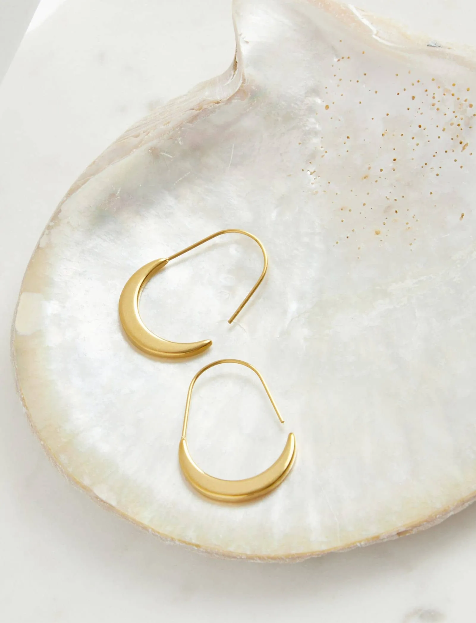 Leandra Earrings