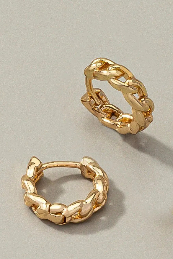 Mini curb chain hinged huggie hoop earrings
