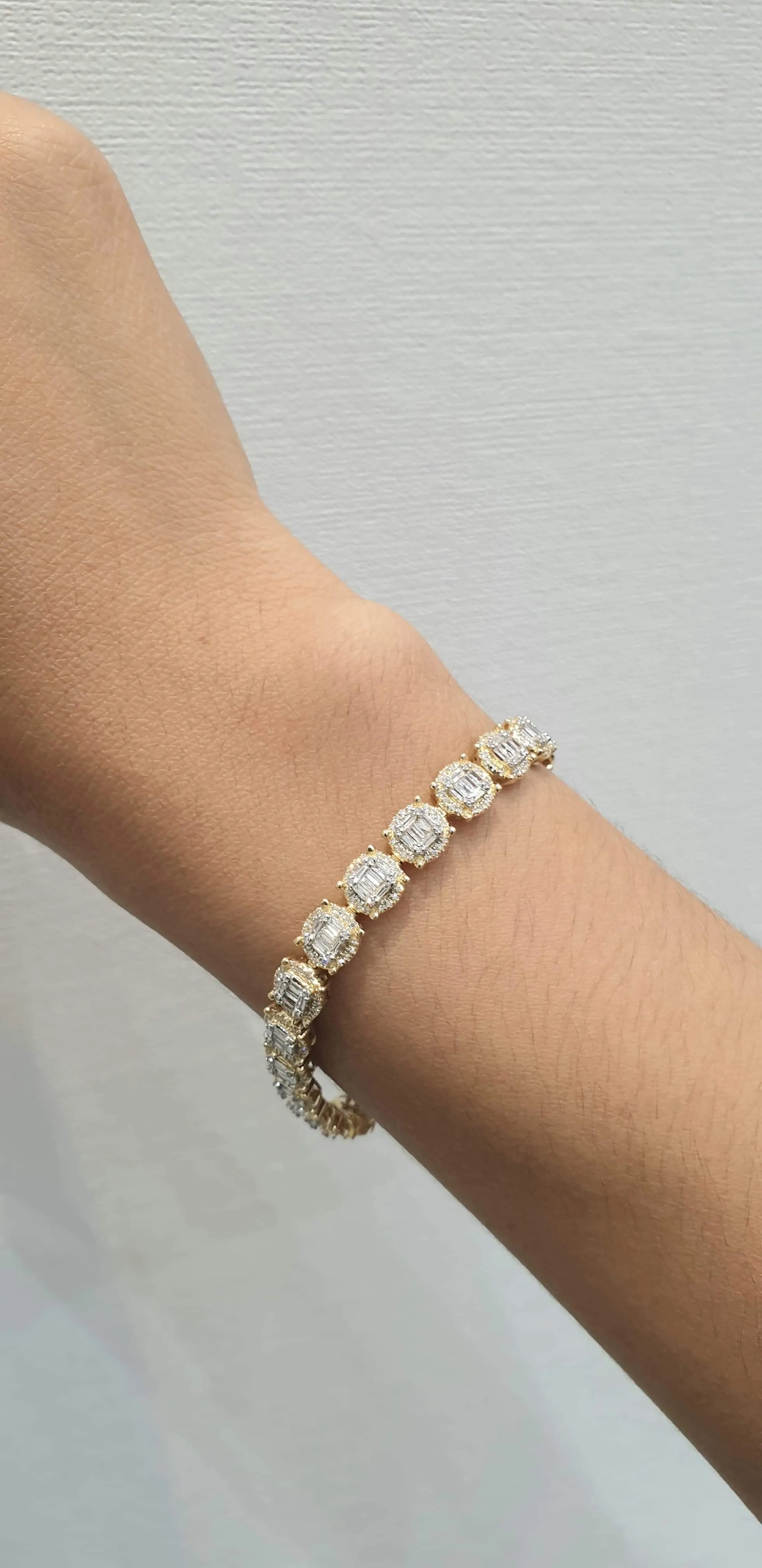 PREORDER | Golden Cushion Halo Diamond Bracelet 14kt