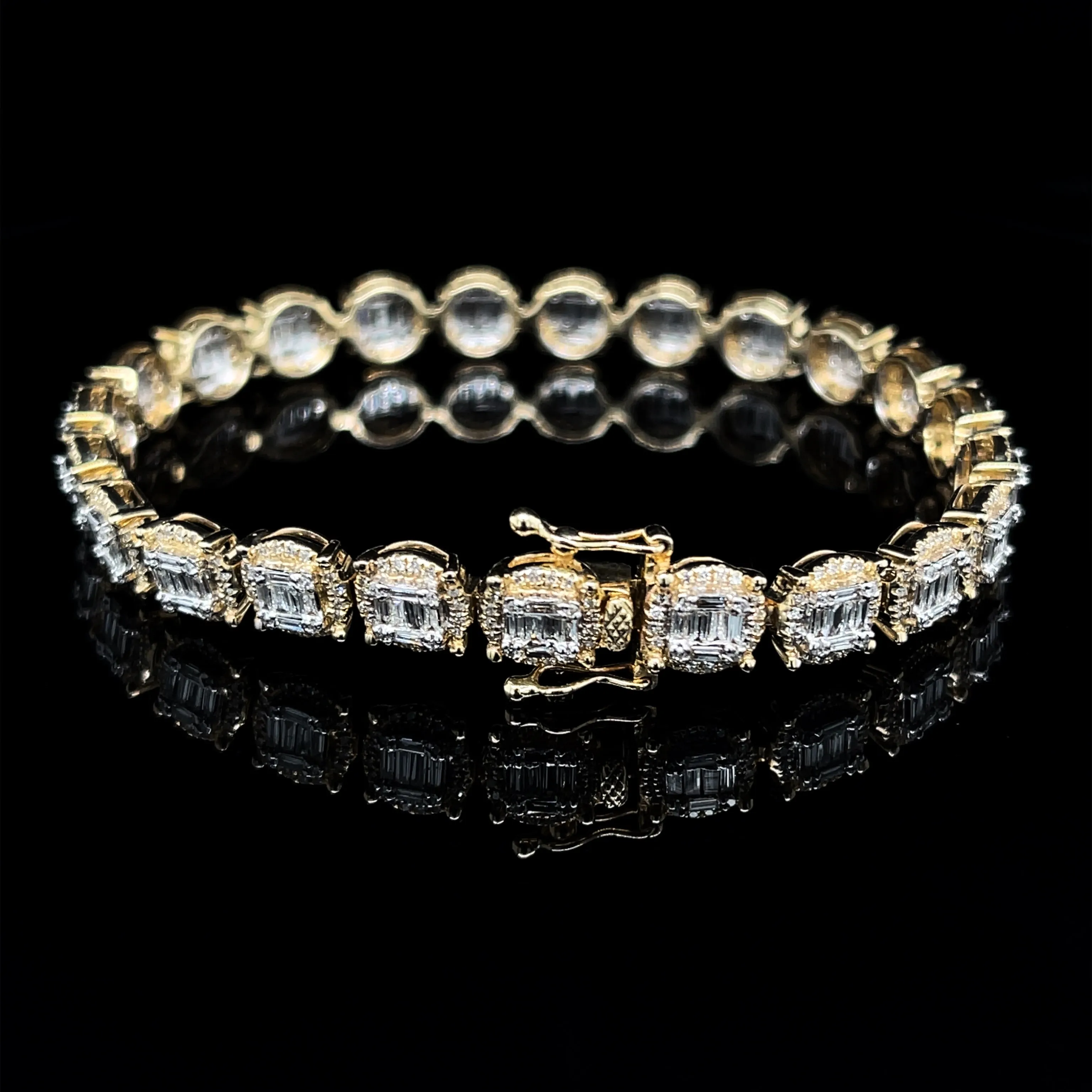 PREORDER | Golden Cushion Halo Diamond Bracelet 14kt