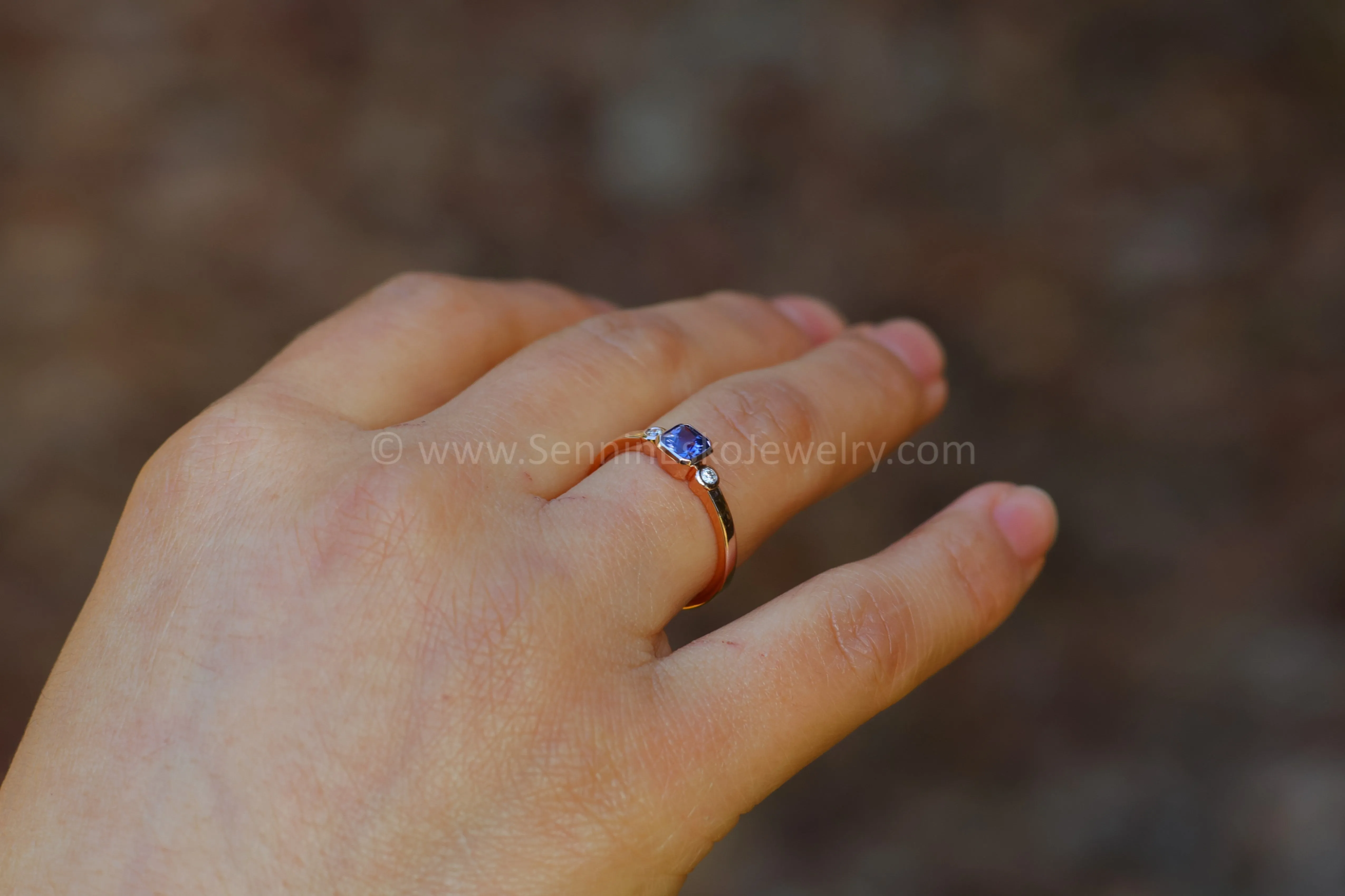 READY TO SHIP 0.59 Carat Purple Sapphire & Diamond Ring - SIZE 7