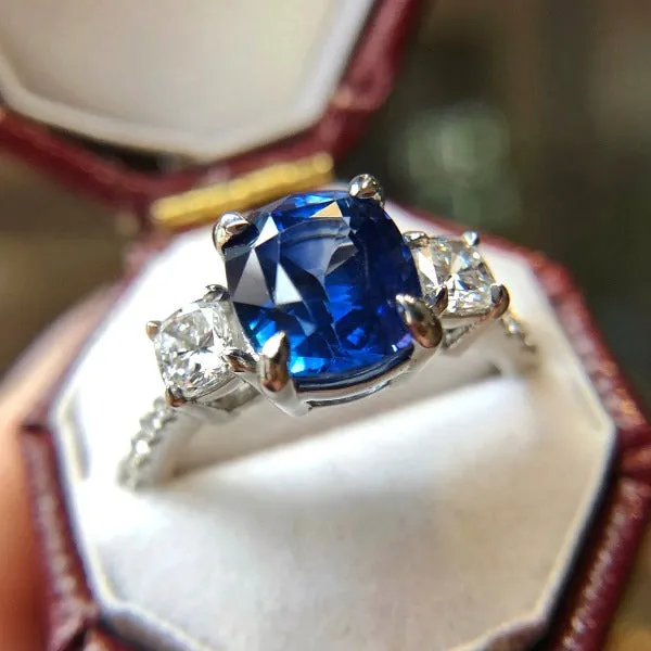 Sapphire & Diamond Ring, Cushion 3.24ct.